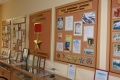 Стенды экспозиции музея самарской школы № 12.jpg